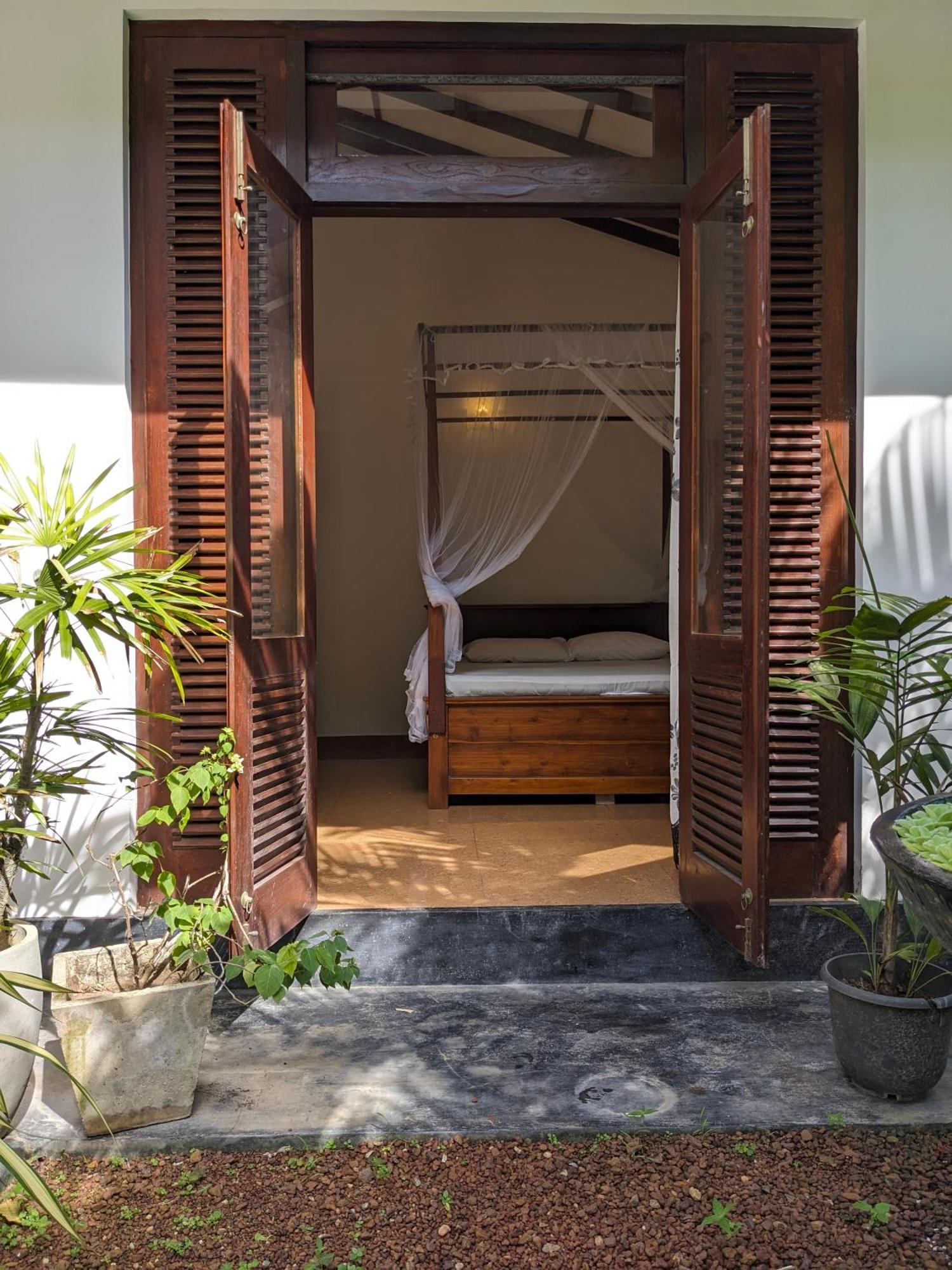 Hotel Mirewon Guest Weligama Esterno foto