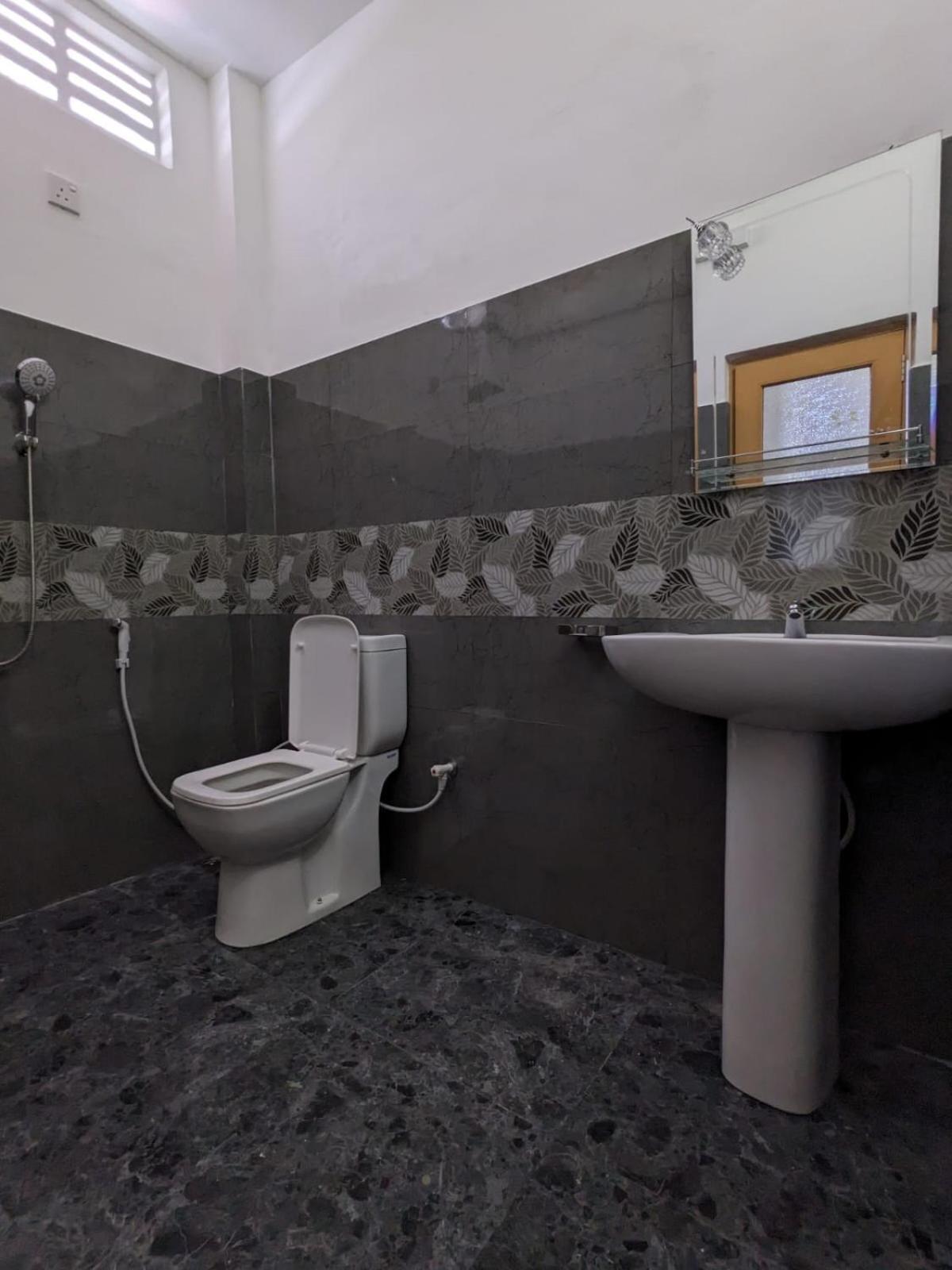 Hotel Mirewon Guest Weligama Esterno foto