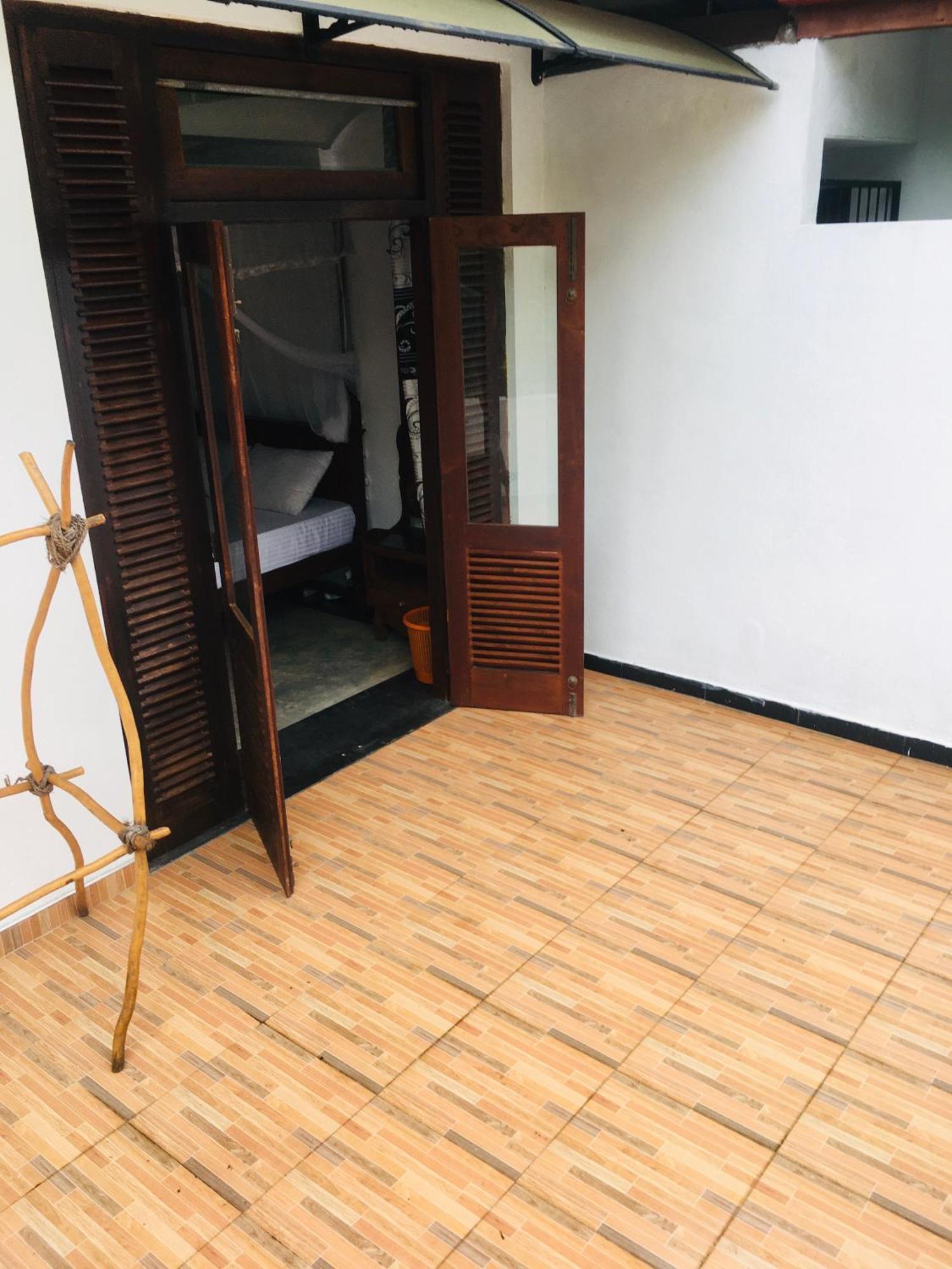 Hotel Mirewon Guest Weligama Esterno foto