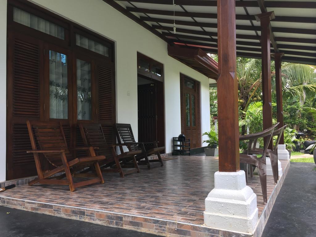 Hotel Mirewon Guest Weligama Esterno foto